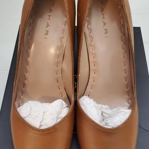 NEW LADIES TAHARI HEELS SIZE 5 1/2